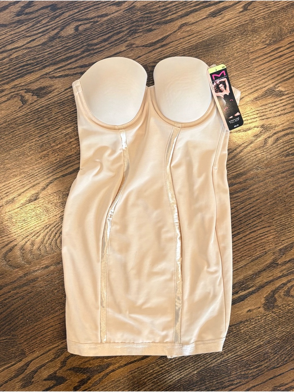 NWT Full slip shape wear